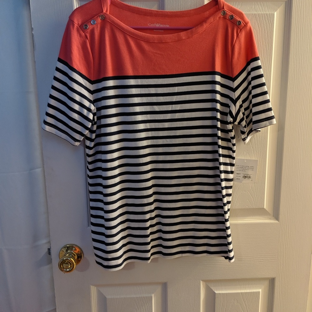Button sleeved striped top